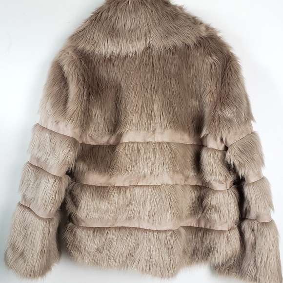 NEW! CHICO'S Fuax Fur Bolero Femi Jacket Coat 1=M. - Picture 5 of 8